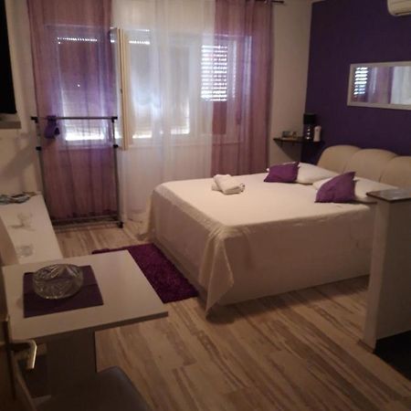 Rooms And Apartment Stambuk II Spalato Esterno foto